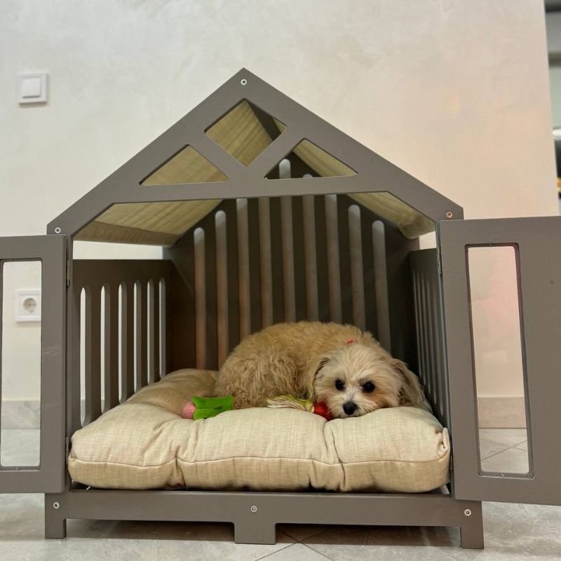 Wooden puppy house with smooth edges and side entry